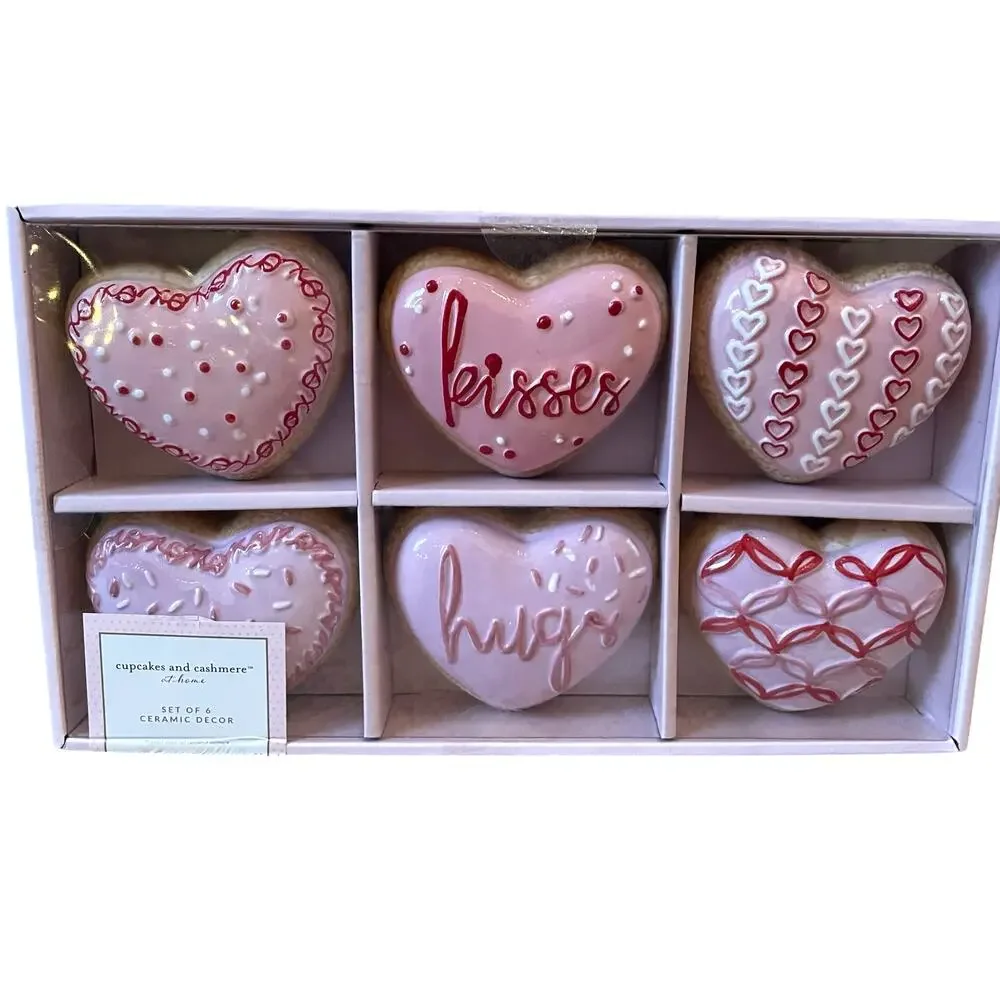 Cupcakes and Cashmere Valentine's Day Ceramic Heart Shaped Donuts Set of 6 New